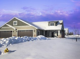 653 Wildlife Dr, Fond Du Lac, WI 54937