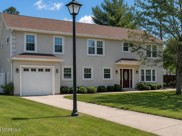 237 Rodman Court, Eatontown, NJ 07724