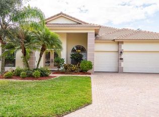 13285 Lazzaro Ct, Estero, FL 33928
