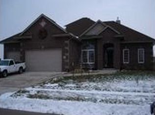 803 NW Rockcrest Rd, Ankeny, IA 50023