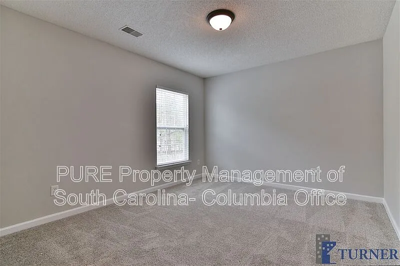 4 bed, 2.5 bath, 2677 sqft, $2,450 — Photo 1