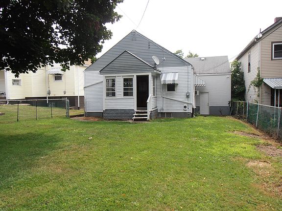 4th image of 315 Henry Ave
