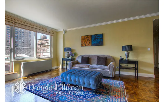 Sold by Douglas Elliman | media 19