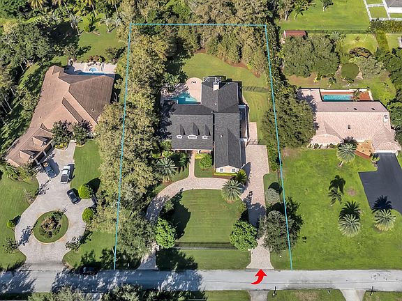 4th image of 6041 NW 74th Terrace