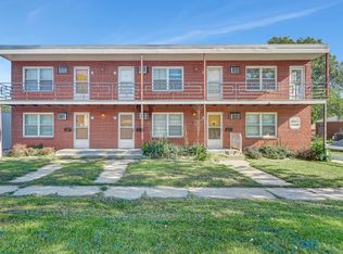 5050 Cleveland Ave #4, Lincoln, NE 68504