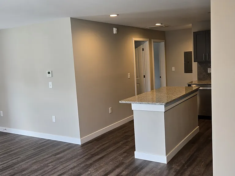 5 Stockyard Dr — Photo 2