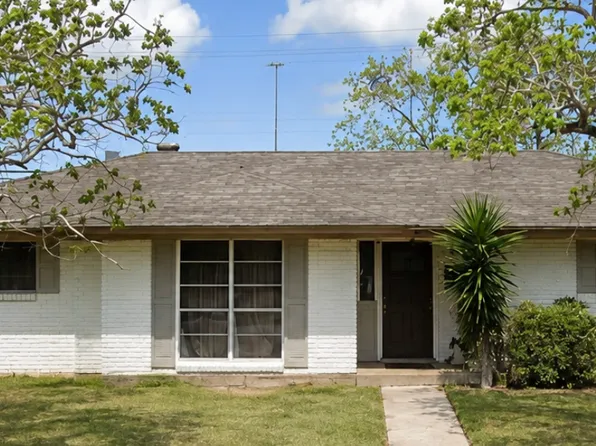 3706 Brushwood Ln, Corpus Christi, TX 78415