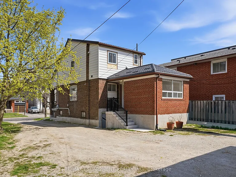 1049 Glencairn Ave #MAIN FLOOR — Photo 12