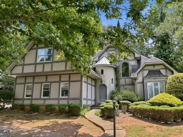 372 Woodhaven Dr, Athens, GA 30606