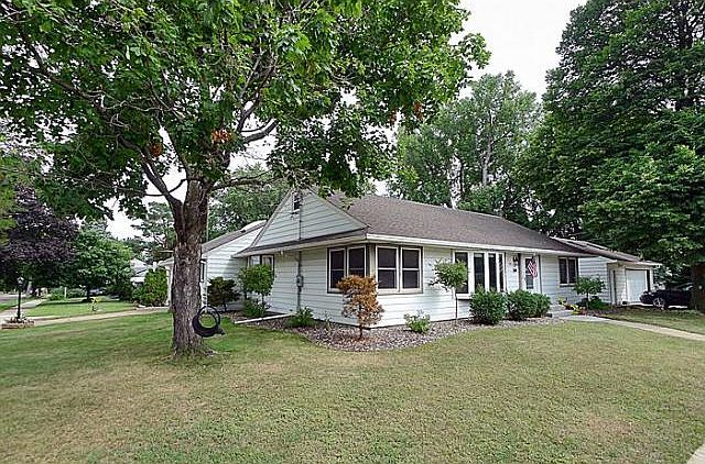 1st image of 281 Butler Ave W
