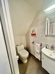 Rented by REALTY QUEST NEW YORK INC