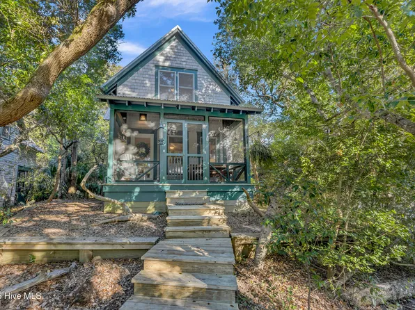 638 Chicamacomico Way, Bald Head Island, NC 28461