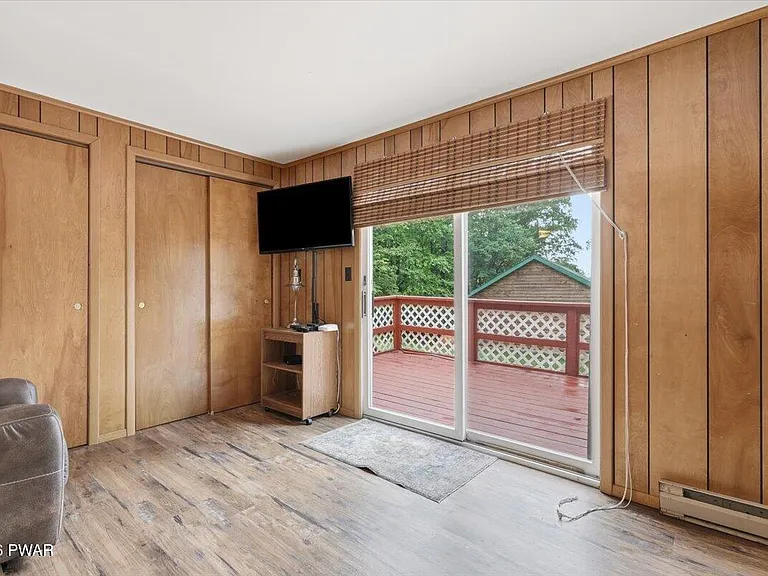 107 Apple Dr — Photo 13