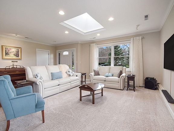 4th image of 2616 Violett Rd