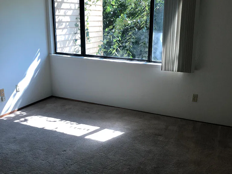 2836 Yulupa Ave — Photo 7