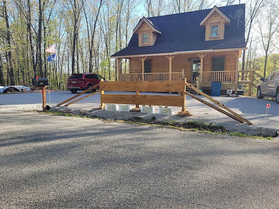 2nd image of Walnut Springs Dr