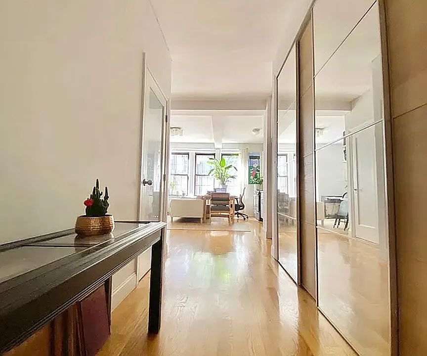 6 Burns St Forest Hills, NY, 11375 Apartments for Rent Zillow