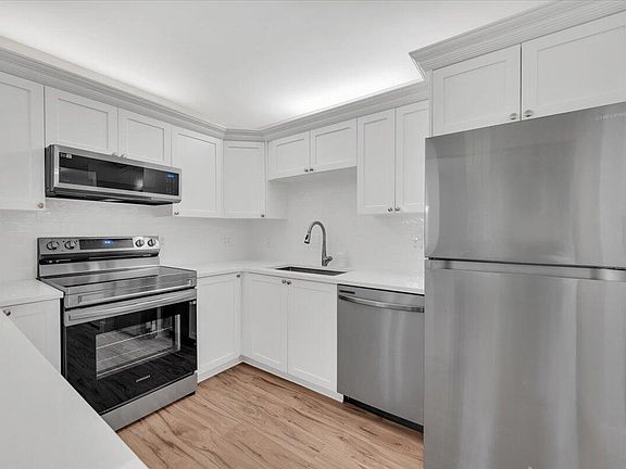 2nd image of 307 Knotty Pine Circle #B1