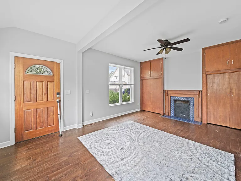 1708 S 3rd St — Photo 16