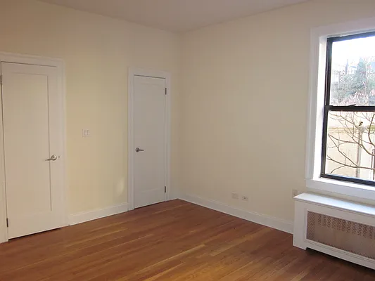 Rented by Metropolitan Equities | media 11