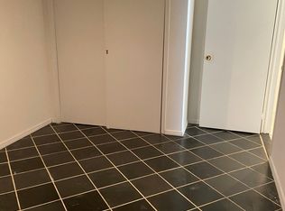2712 Crescent St #3, Astoria, NY 11102
