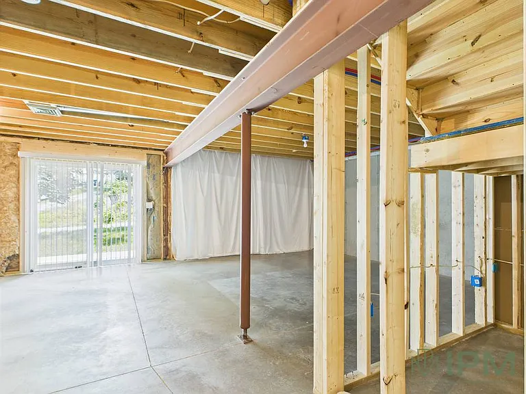 2581 Emma Ln — Photo 19