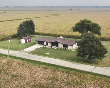 3825 S Queens Rd, Rochelle, IL, 61068