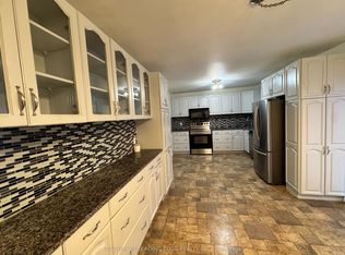 13 Spring St, Whitchurch Stouffville, ON L4A7X1