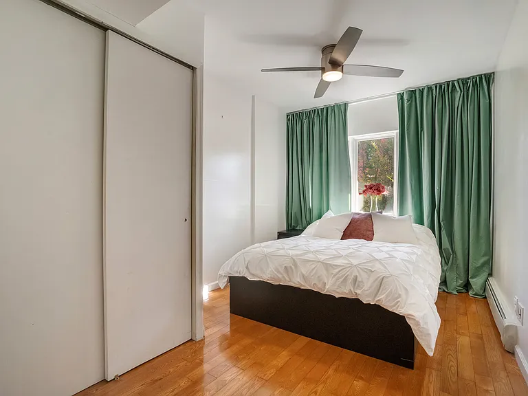 1570 Prospect Pl #3 — Photo 6