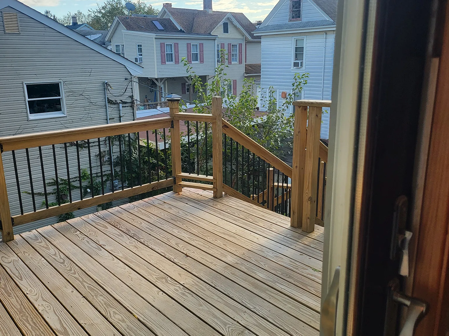 3 bed, 960 sqft, $3,000 — Photo 4