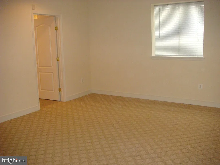 3858 Braveheart Dr — Photo 11