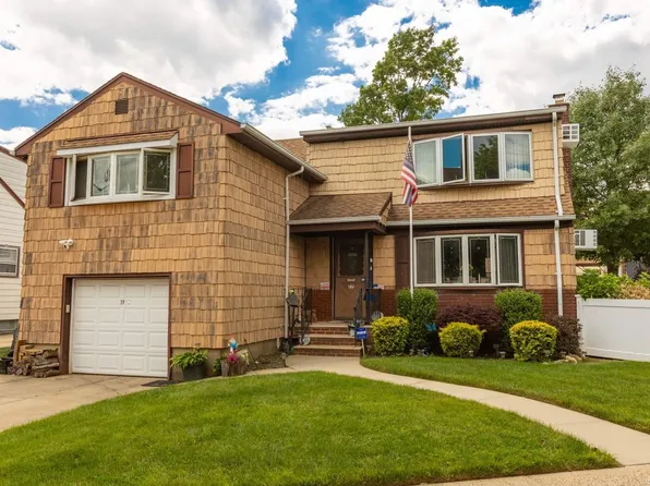 77 Davison Plaza, East Rockaway, NY 11518