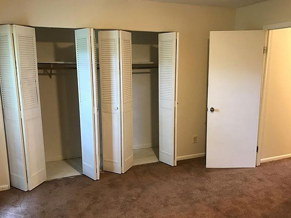 4th image of 2443 Echo Valley Dr