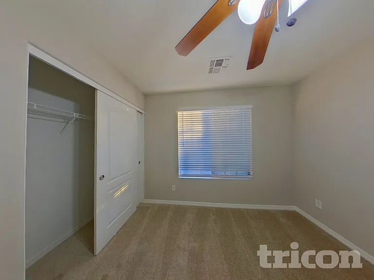 12922 W Fleetwood Ln — Photo 10
