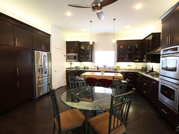 4th image of 7127 Cherryhill Dr