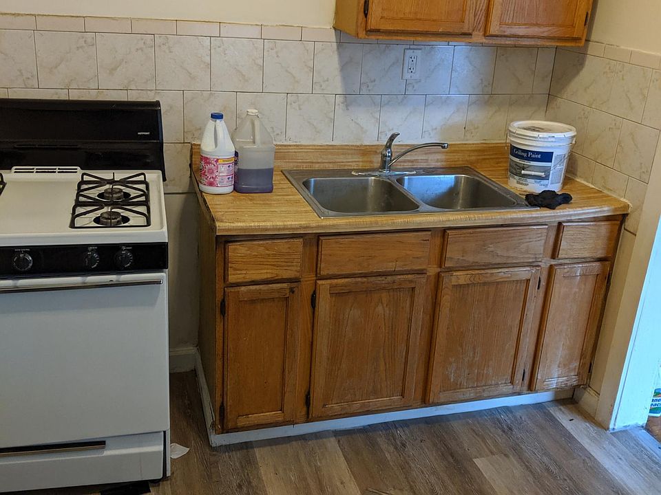 2nd image of 5508 S Honore St #2
