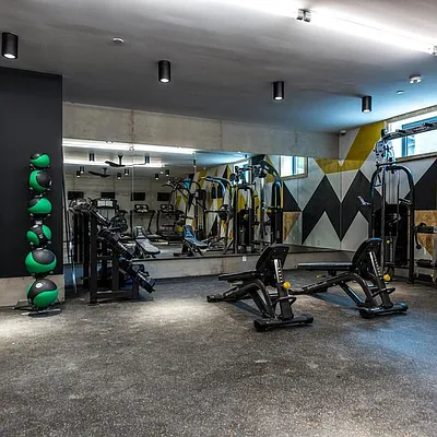 Rented by Nooklyn NYC LLC | media 85