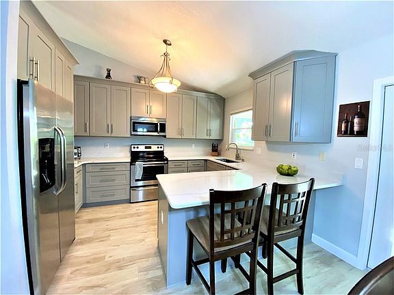 4th image of 1138 Arbor Hill Cir