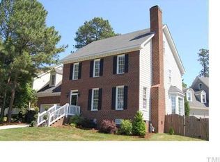 127 Huntsmoor Ln, Cary, NC 27513