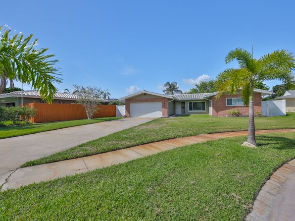 8412 Boulder Pl