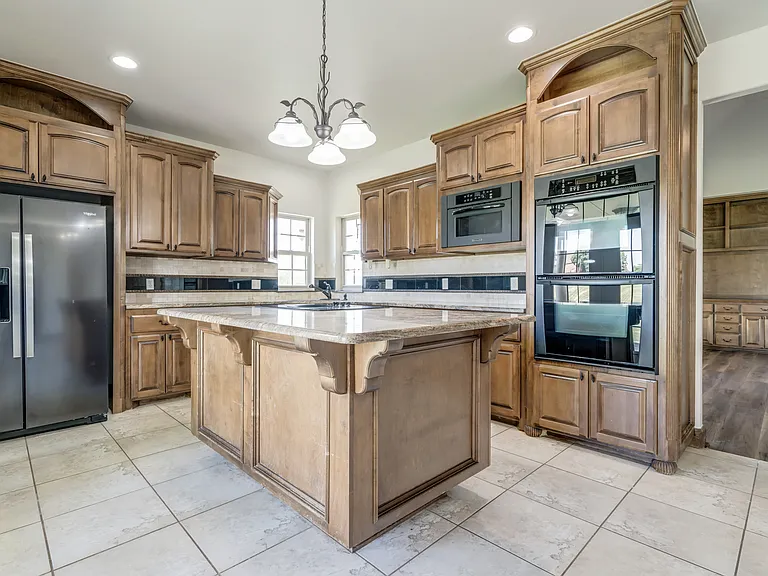 22525 Lindy Ter — Photo 29