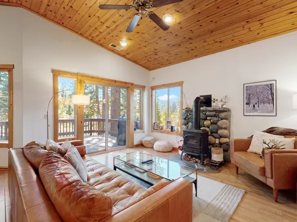 12826 Zurich Pl #4, Truckee, CA 96161