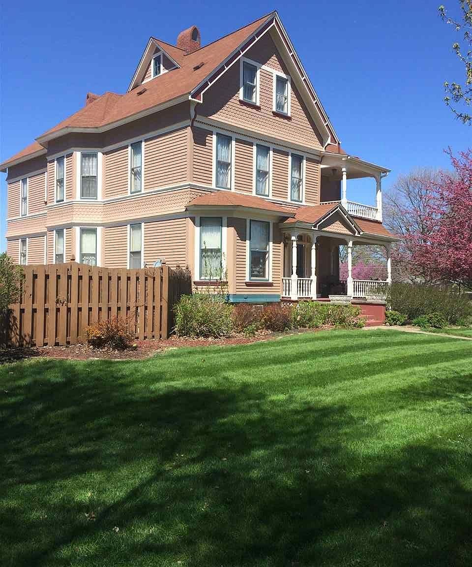 103 S College Ave, Geneseo, IL 61254 Zillow