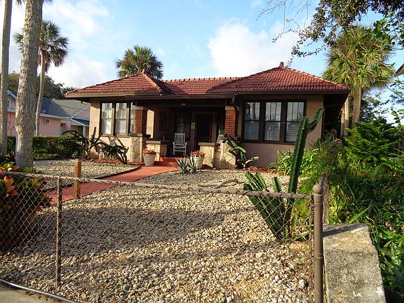 2nd image of 144 S Oleander Ave