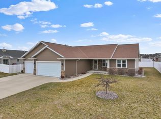 3574 Becket Dr, Green Bay, WI 54313