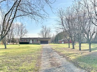 789 W Castle Rd, Fostoria, MI 48435