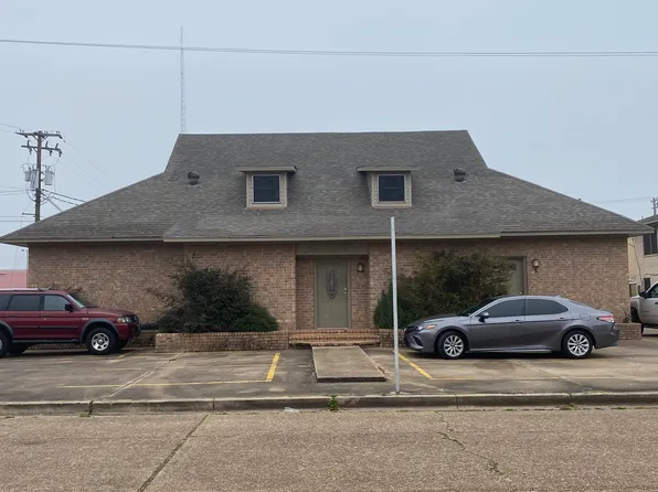 900 E South St, Kilgore, TX