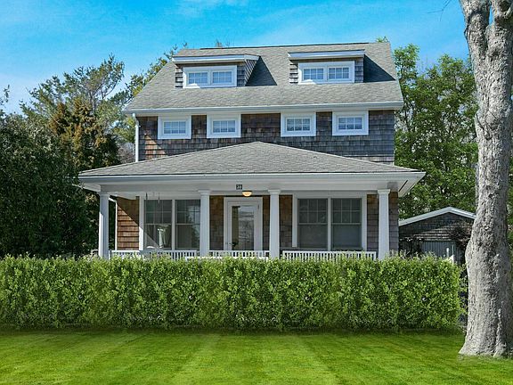3rd image of 39 Miller Ln E