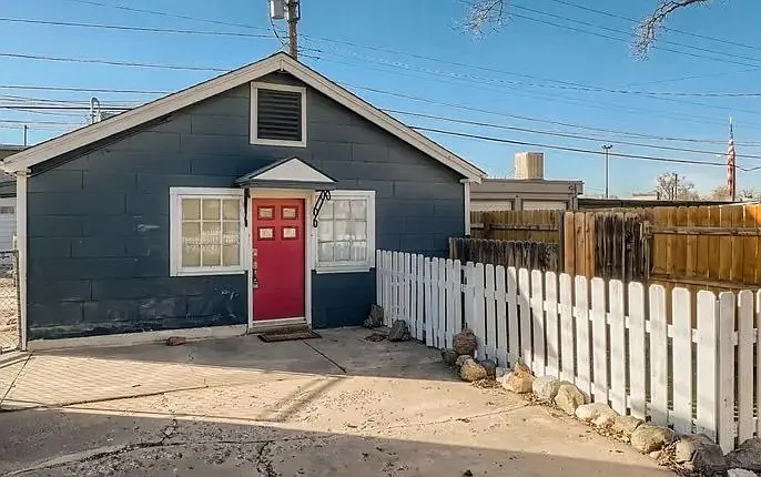 4053 S Lincoln St #2 — Photo 8