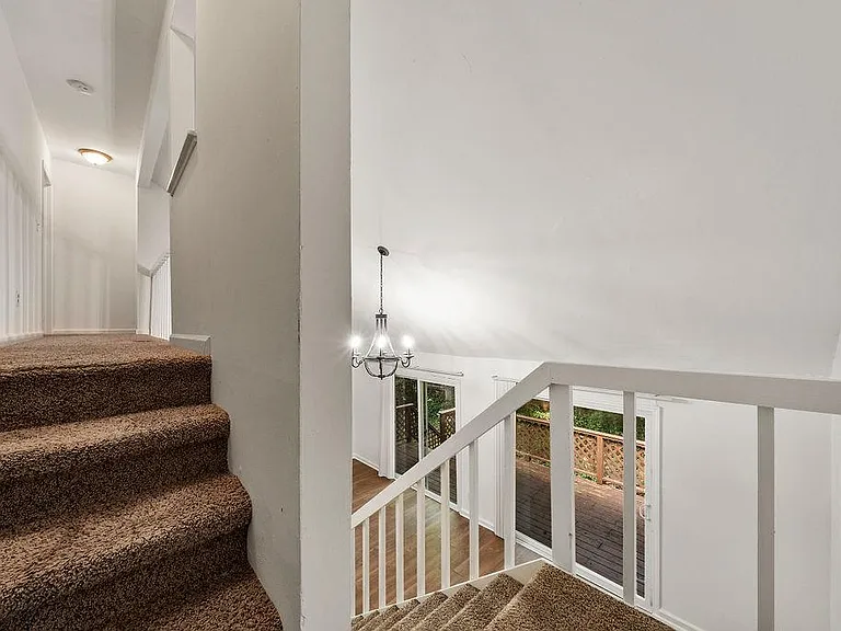 1353 Overlook Cv SE — Photo 11